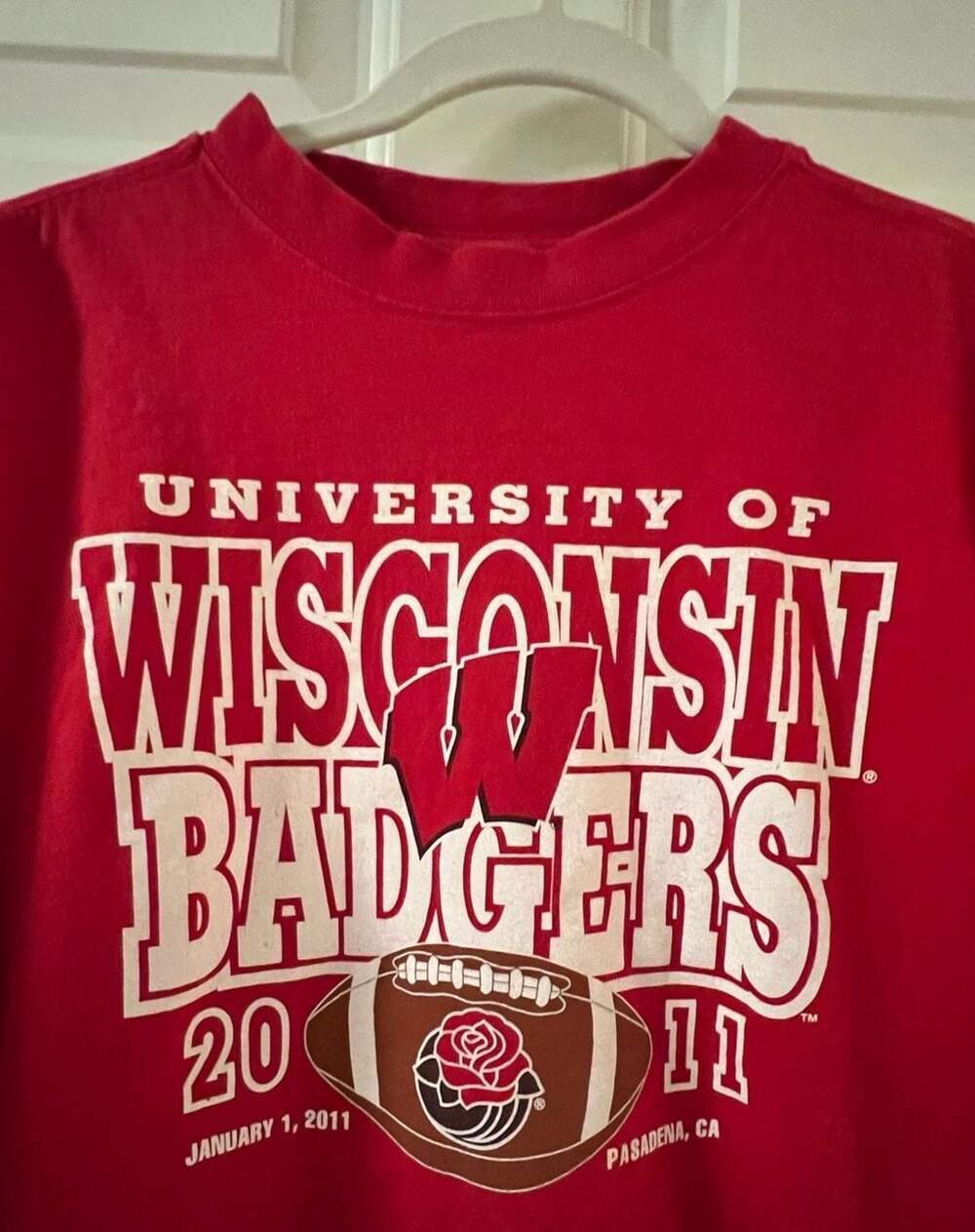 JanSport University of Wisconsin Badgers 2011 Rose Bowl Long Sleeve‎ T-Shirt